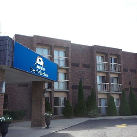 Canadas Best Value Inn Welland Exterior photo